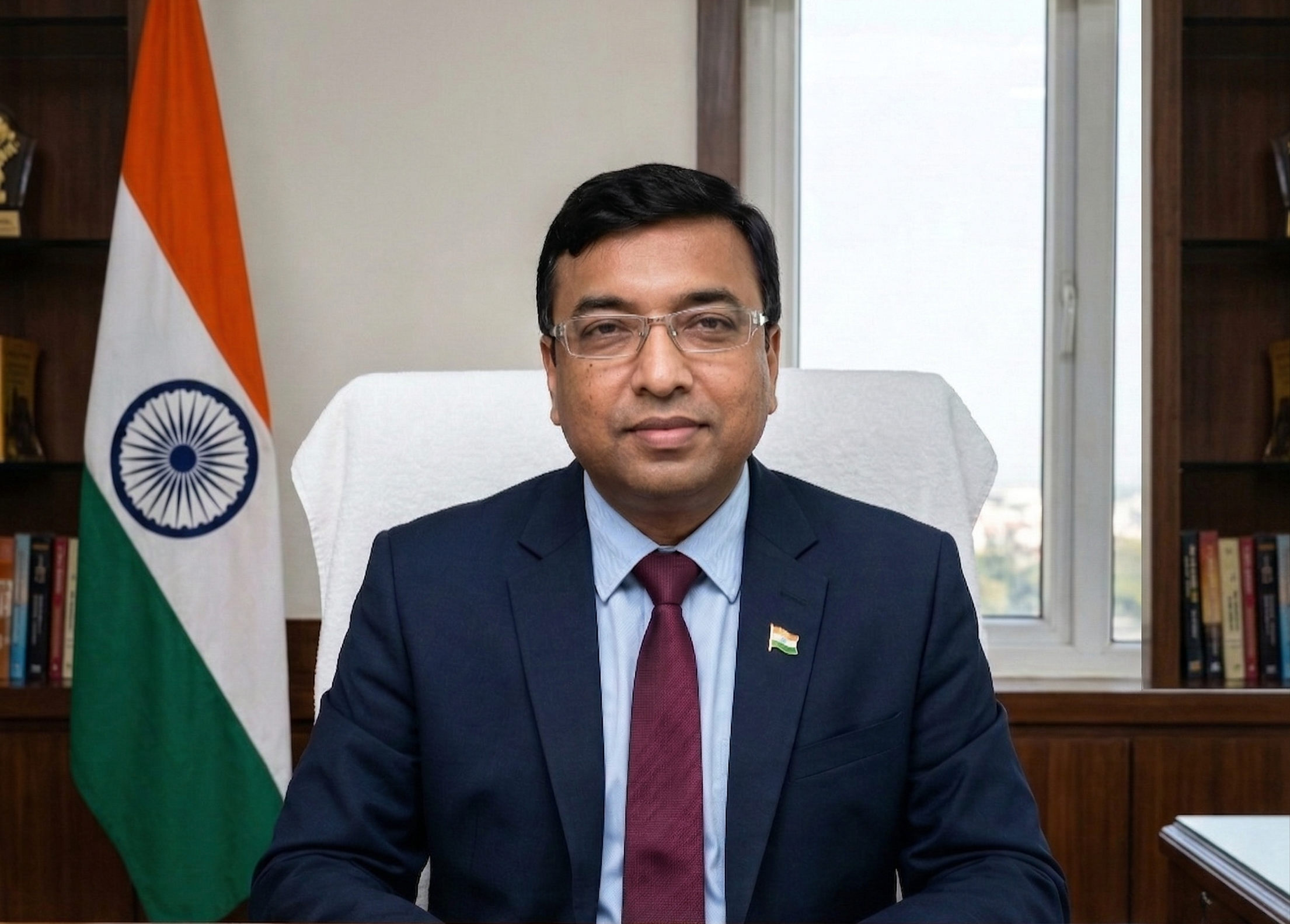 44 Sh. VIVEK KUMAR PORWAL IAS